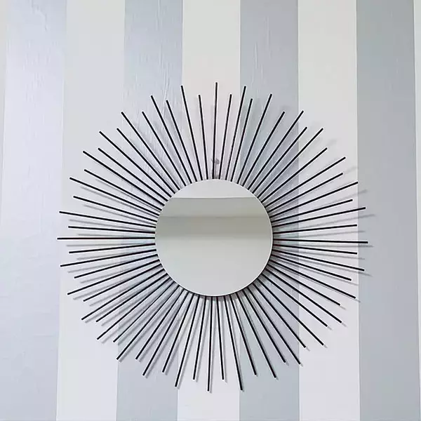「世界にひとつを愛おしむ♪100均アイテムでDIYする海外風インテリア」の画像