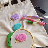 「道具は4つでOK！毛糸が作り出すモコモコデザインが魅力のパンチニードル」の画像2