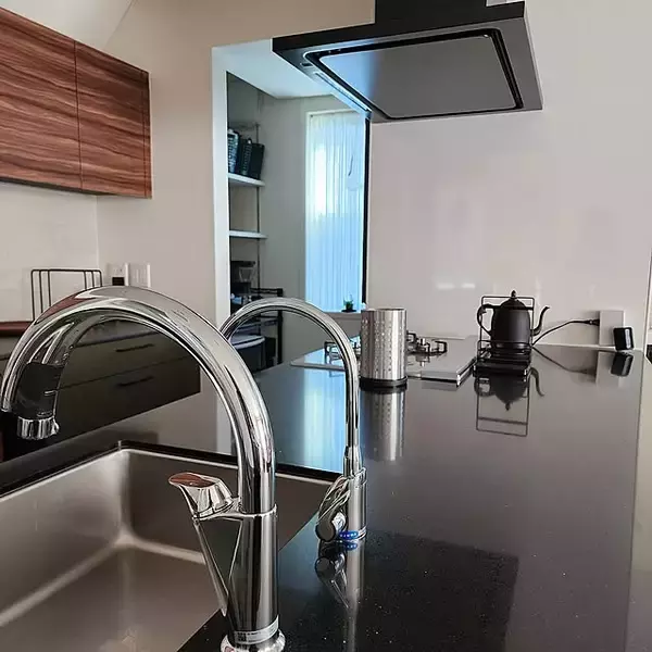 調理台・カウンターの輝きを取り戻す！無理なく続けられる掃除の習慣