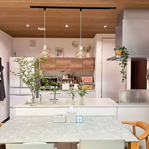 「調理台・カウンターの輝きを取り戻す！無理なく続けられる掃除の習慣」の画像