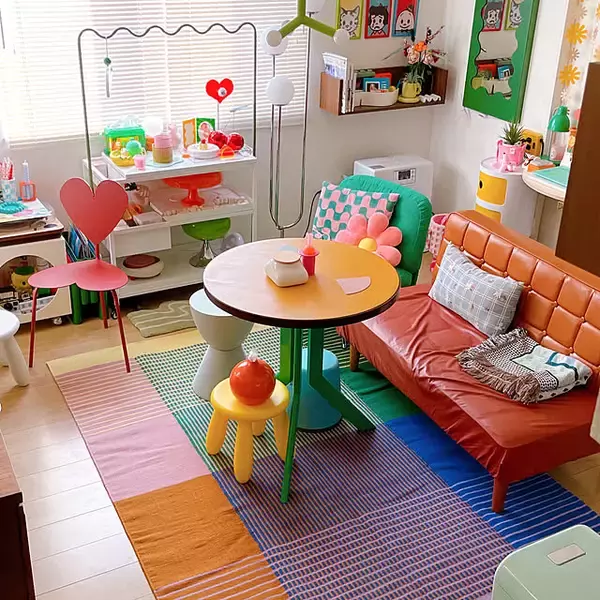 「お気に入りを取り入れて♡居心地のいいリビングをつくるインテリア特集」の画像