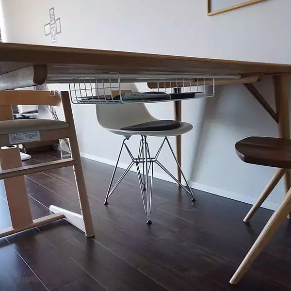 「整然として使いやすく！デスク周り収納に優秀なセリアのアイテム」の画像