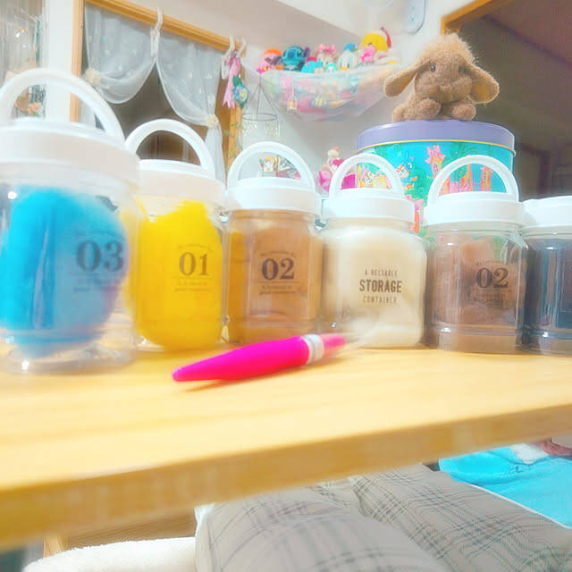 食品保存から小物収納、ディスプレイにも大活躍♪デザイン豊富なダイソーのキャニスター活用アイデア