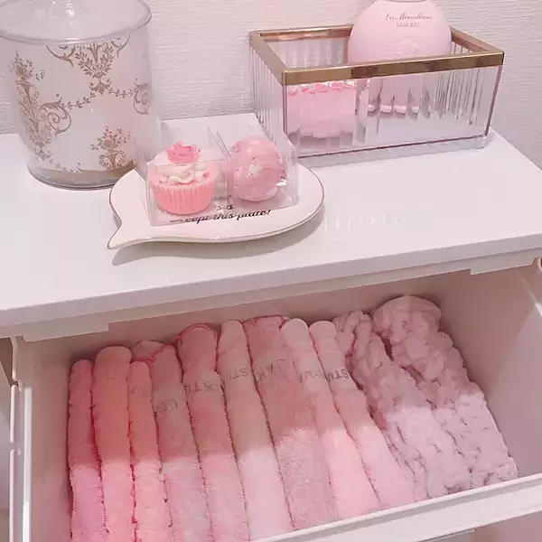 「清潔感を保ちながら使いやすくすっきりした空間に♪洗面所のタオル収納10選」の画像