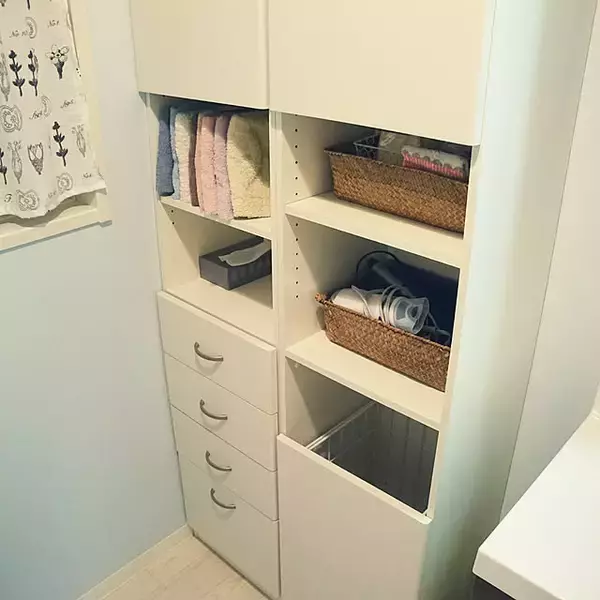 「清潔感を保ちながら使いやすくすっきりした空間に♪洗面所のタオル収納10選」の画像