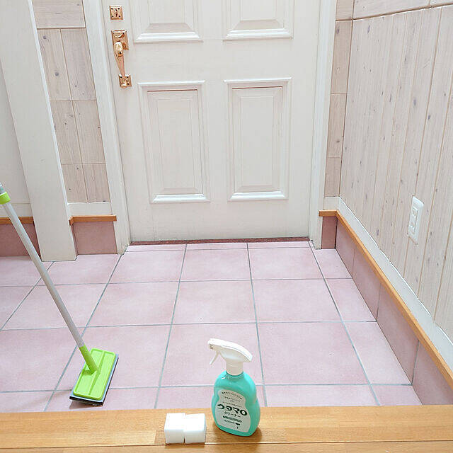 玄関床掃除の決定版！綺麗を保つためのアイデアとおすすめアイテムをご紹介