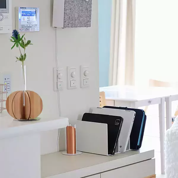 「美しい収納を作りたい方必見！おうちのあちこちで使える無印良品の仕切りスタンド」の画像