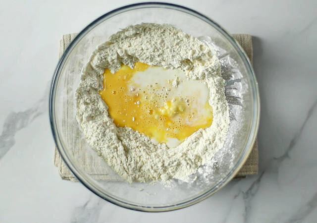 オーブン不要！フライパンで作る「基本の簡単スコーン」レシピ