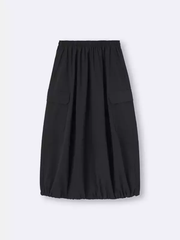 値下げで990円も！悩んだ朝はGUの「黒スカート」はいときゃ大丈夫！今すぐ買いたい本命5選