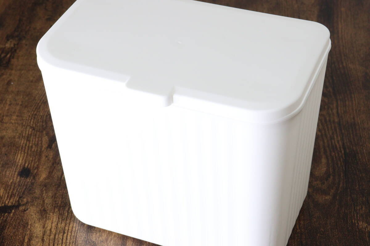 凄いゴミ箱が出た！手前に空くからストレスフリー！すっきり使える100均アイデアグッズ