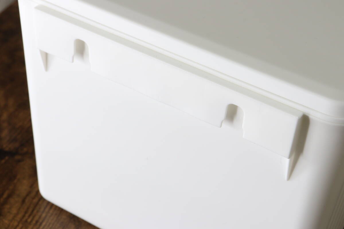 凄いゴミ箱が出た！手前に空くからストレスフリー！すっきり使える100均アイデアグッズ