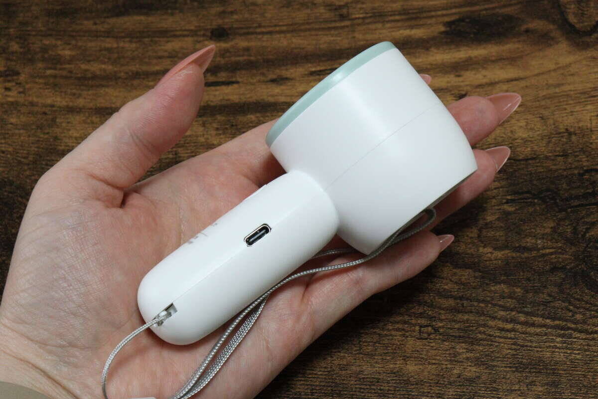 100均で見つけた瞬間飛びついた！「手のひらに収まる超ミニサイズ」700円のぷち家電