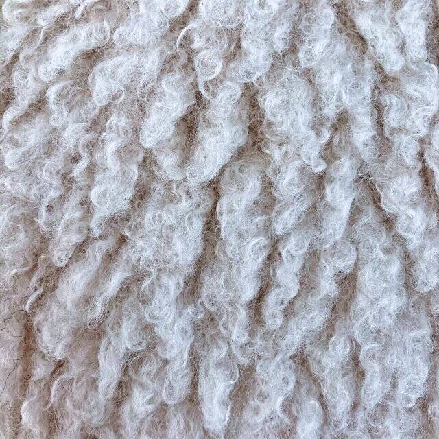 もうお値下げ？！今から"即"使えるGUのふわふわベストがめっちゃ安くなってる！