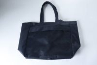 100均でいいの買っちゃった！「浮いたお金を旅費に回せる！」旅行に便利な大容量トートバッグ