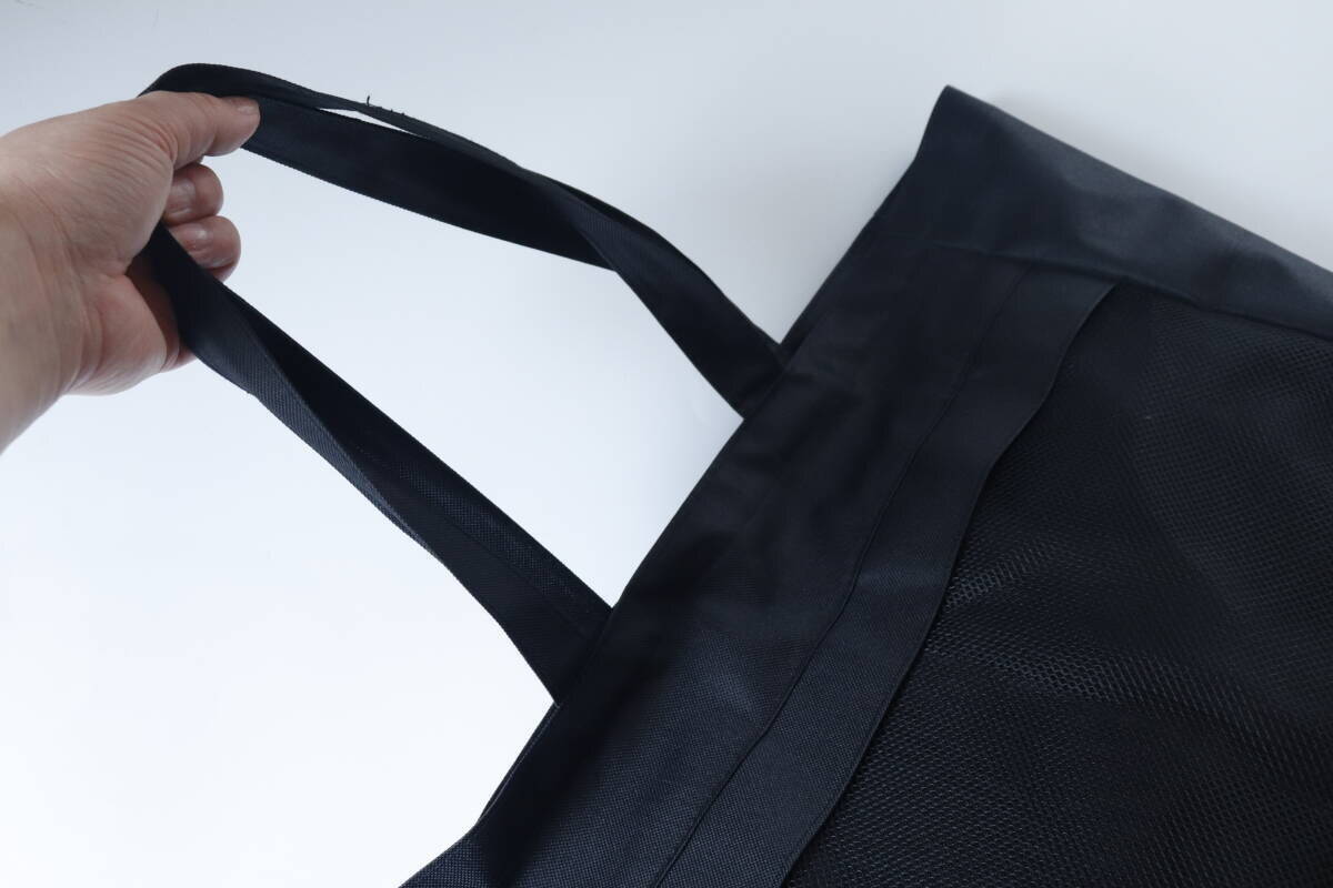 100均でいいの買っちゃった！「浮いたお金を旅費に回せる！」旅行に便利な大容量トートバッグ