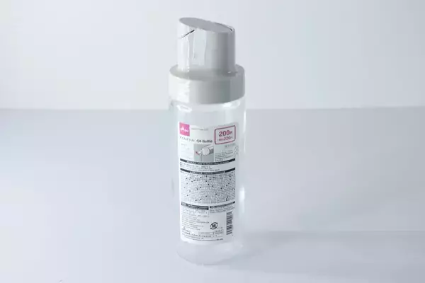 200円って本気かよ！「蓋の開閉が自動でできる！」片手で楽に使えるオイルボトル
