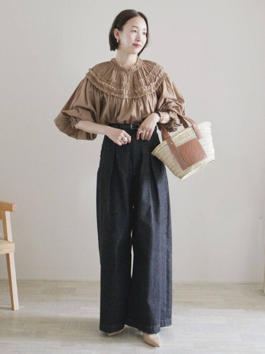 何着ようか迷ったら「黒デニム」が断トツで使える♡カジュアルすぎない！大人上品な夏コーデ5選