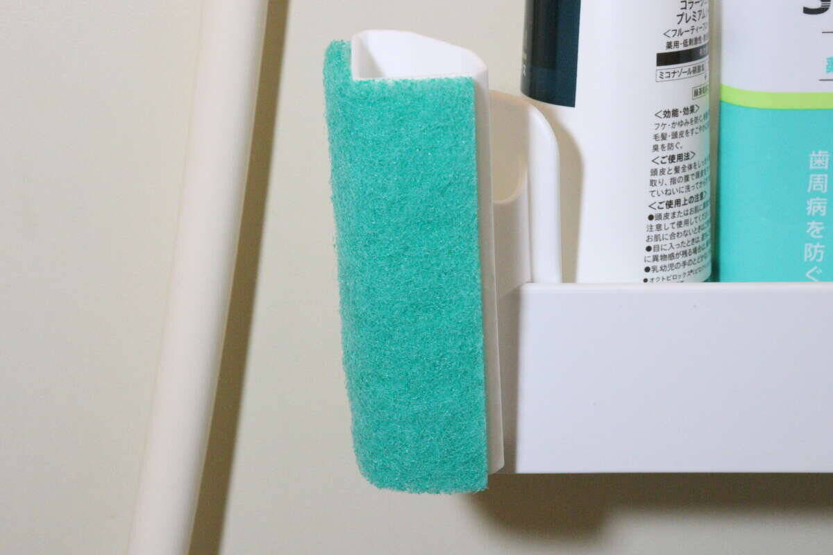 100均で角野卓造見つけてまた即買い！「やっぱ汚れ落ち凄いわ！」パケ買い大成功の掃除グッズ