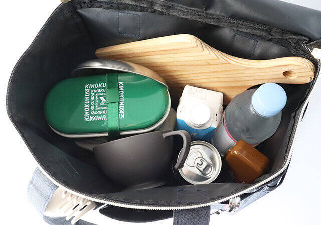 スヌーピー×LOGOSの万能バッグが付録って豪華すぎ！便利で可愛くて最高なんですけど！