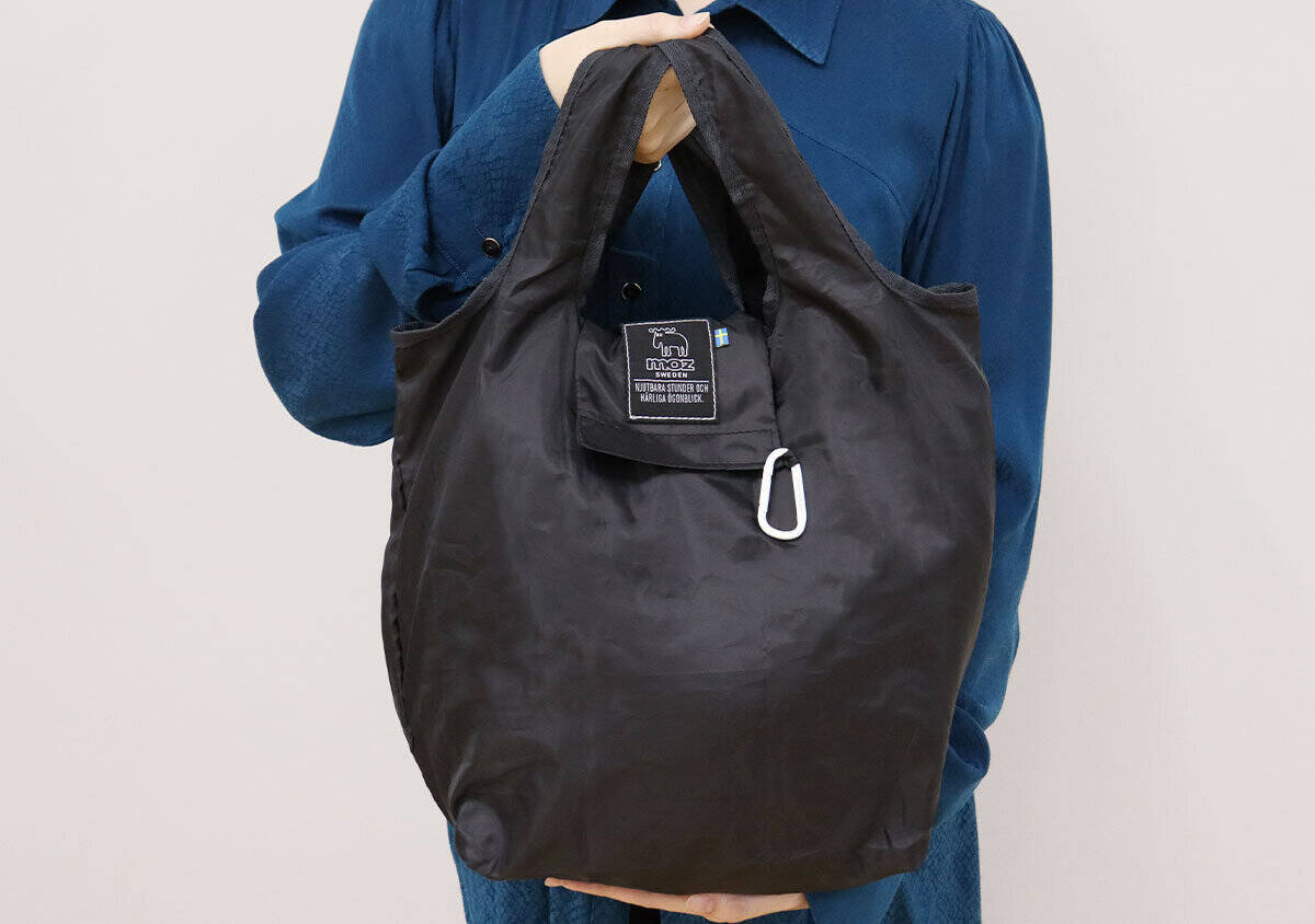 mozの新作エコバッグ付録めちゃレベル高い！大容量なのに軽くて手の平サイズに折りたためる！