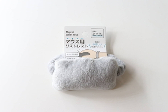 「はみ出すストレスから解放！」「置くんじゃなくて身に着けるの？！」100均グッズ