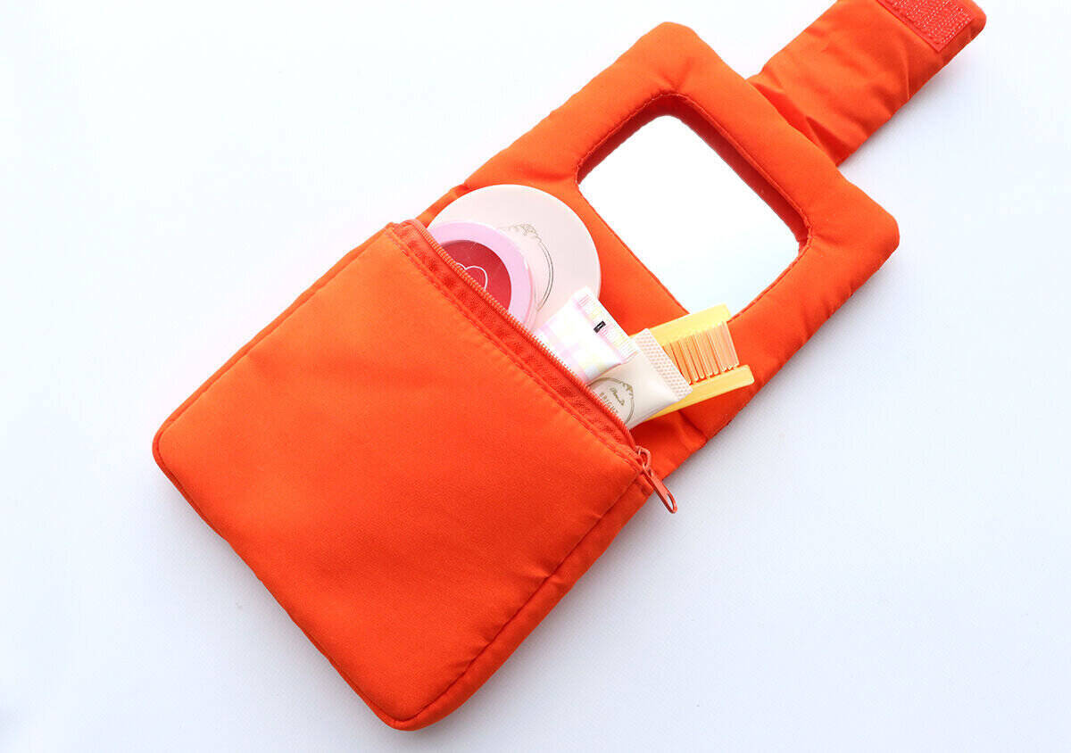 リンネル8月号の付録が可愛すぎ♡どっちも欲しくて選べない！2冊買い確定のキティグッズ