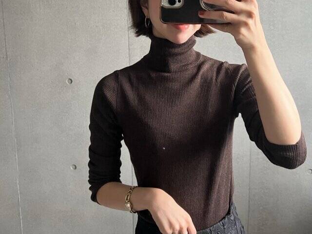 ユニクロさん今年も頼りにしてます！2色買い足した万能「上品ニット」