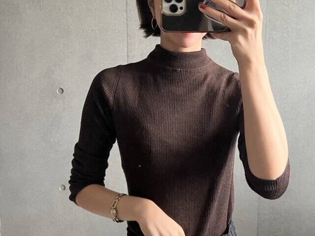 ユニクロさん今年も頼りにしてます！2色買い足した万能「上品ニット」