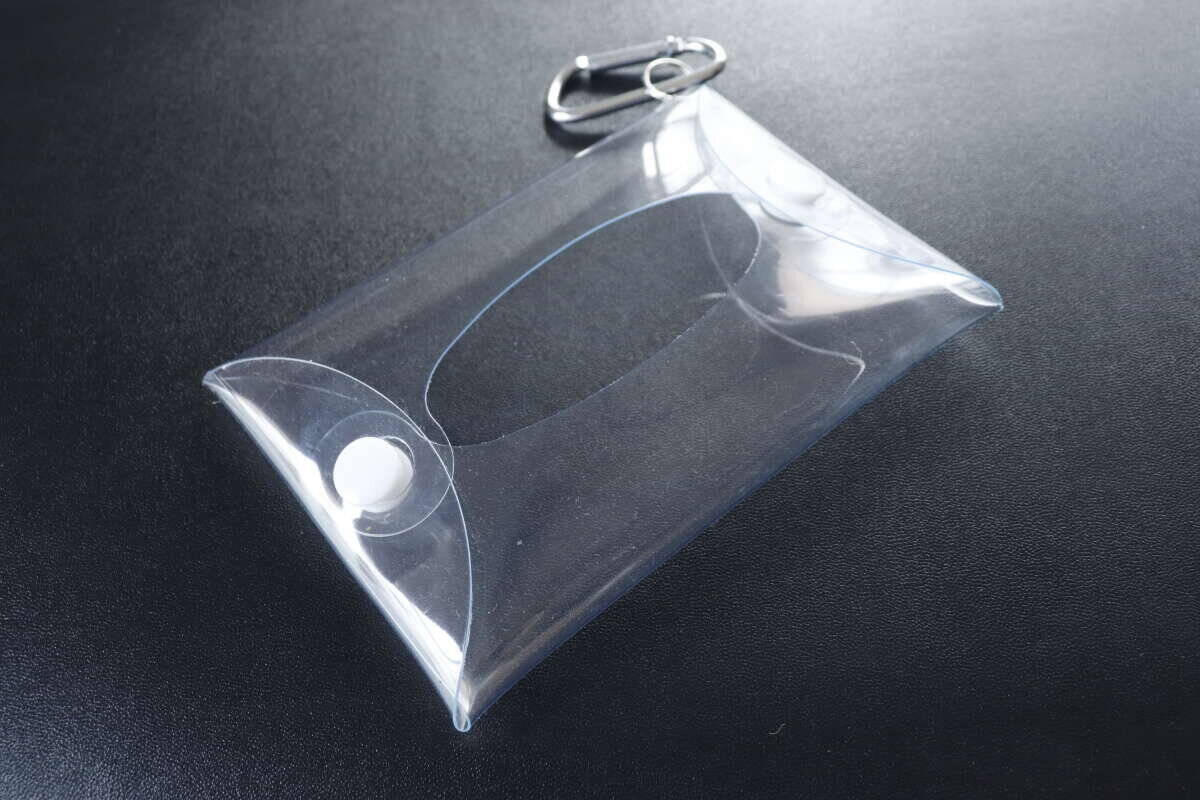 100均で見つけたポーチ…「こう見えて実は機能的！」バッグに付けるお守り的グッズ