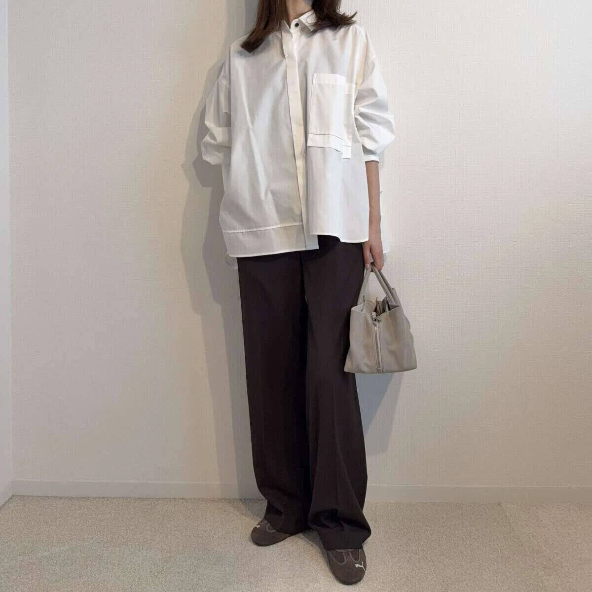 春の「白シャツ」は着こなし次第でもっと可愛くなる♡定番なのにおしゃれ見え！大人の着まわし術