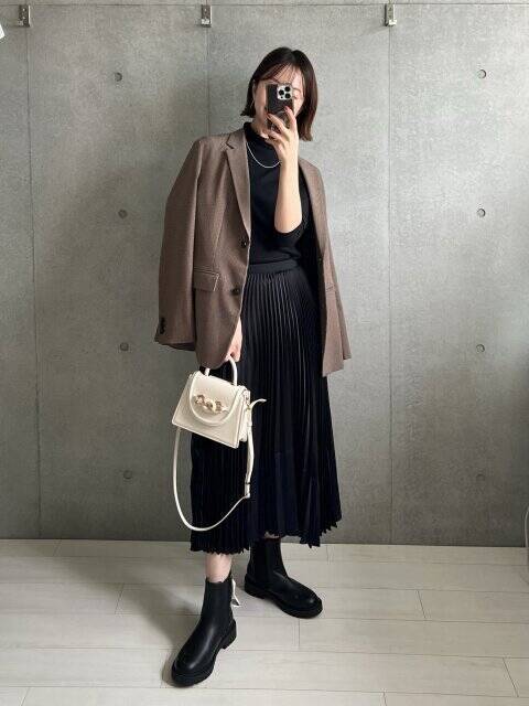 売り切れ前にユニクロへ！揺れ感が可愛すぎる♡買って損なしお値打ちスカート