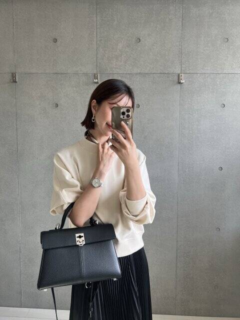 売り切れ前にユニクロへ！揺れ感が可愛すぎる♡買って損なしお値打ちスカート