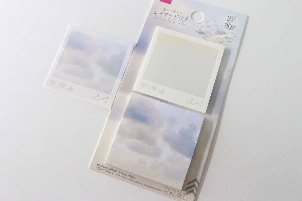 新商品がお洒落！「2枚の紙を重ねると…？」文具好きさんに推したい100円グッズ
