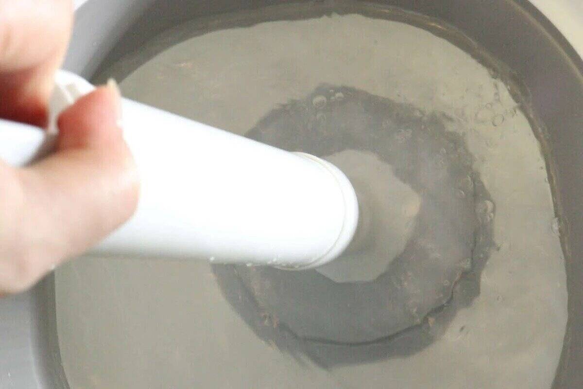 100均で買えると思わなかった！「業者を呼ばずに済んだ！」ホムセンレベルの便利グッズ3選