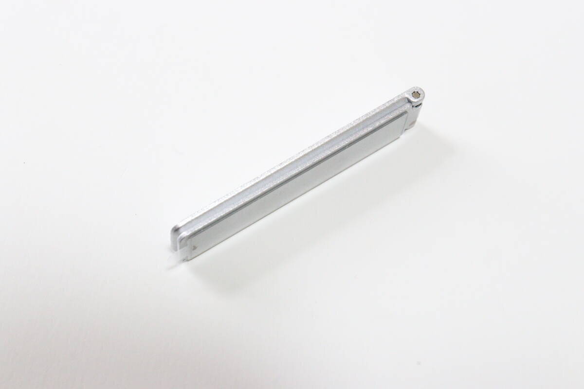 こう見えて実力派！【100均】だからって侮れない！設計が秀逸なスマホグッズ