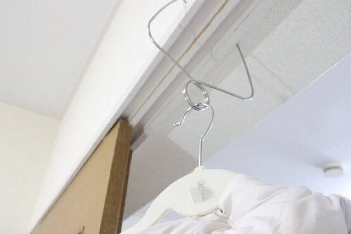 100均で買っといてよかった～！梅雨時にめちゃ助かる！悩みが吹っ飛ぶ便利グッズ3選