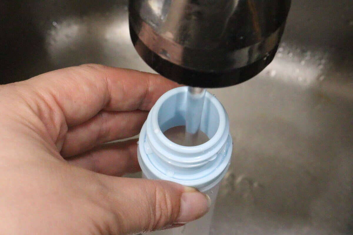 100均で買える日が来るとは…暑さ対策の新定番！【進化系氷のう】ガチ検証レビュー
