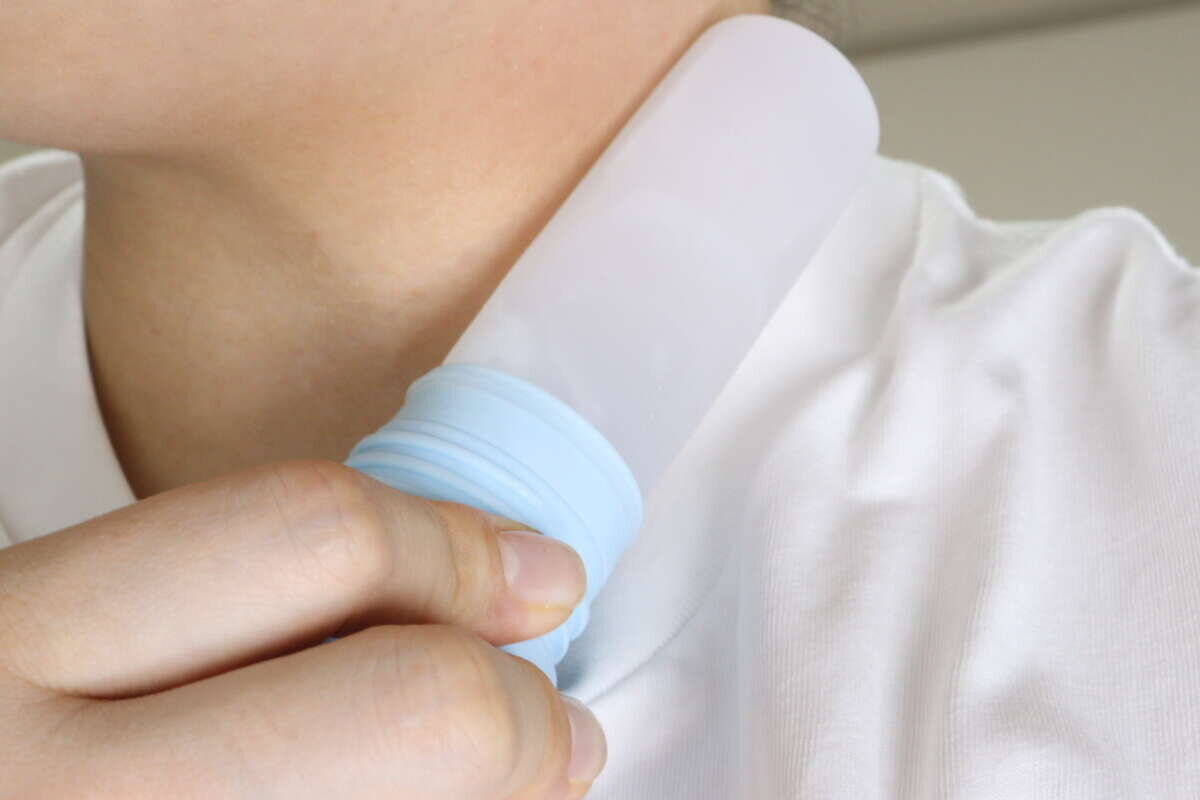 100均で買える日が来るとは…暑さ対策の新定番！【進化系氷のう】ガチ検証レビュー