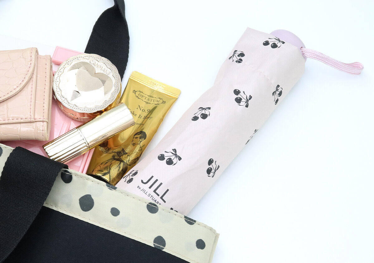 sweet5月号が付録とは思えない豪華さ！人気ブランドのポーチ＆晴雨兼用折りたたみ傘