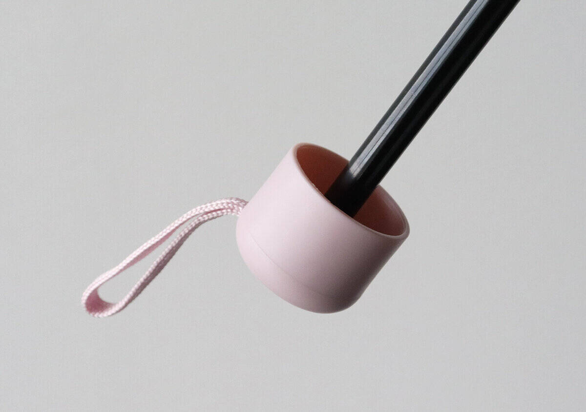 sweet5月号が付録とは思えない豪華さ！人気ブランドのポーチ＆晴雨兼用折りたたみ傘