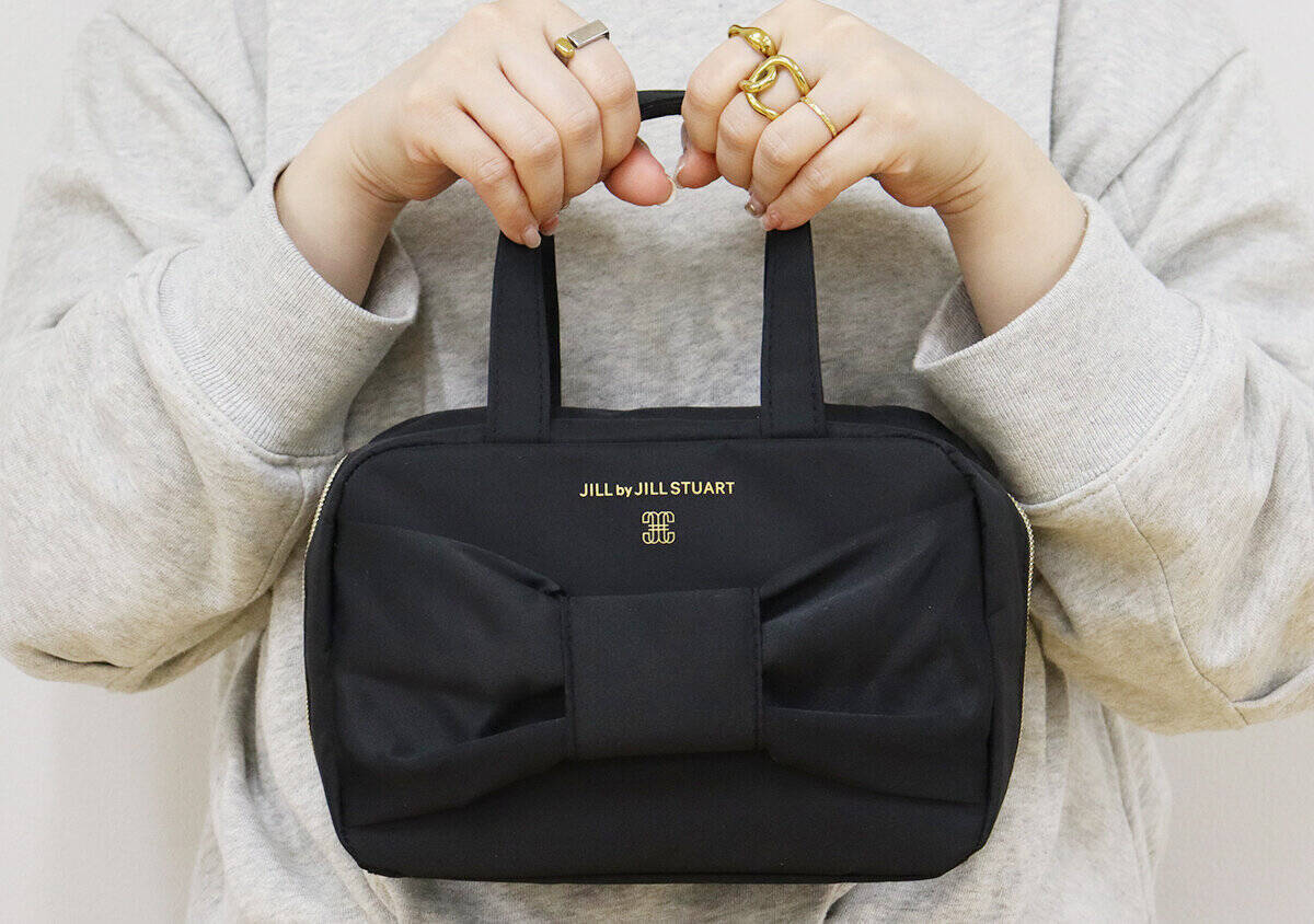 sweet5月号が付録とは思えない豪華さ！人気ブランドのポーチ＆晴雨兼用折りたたみ傘