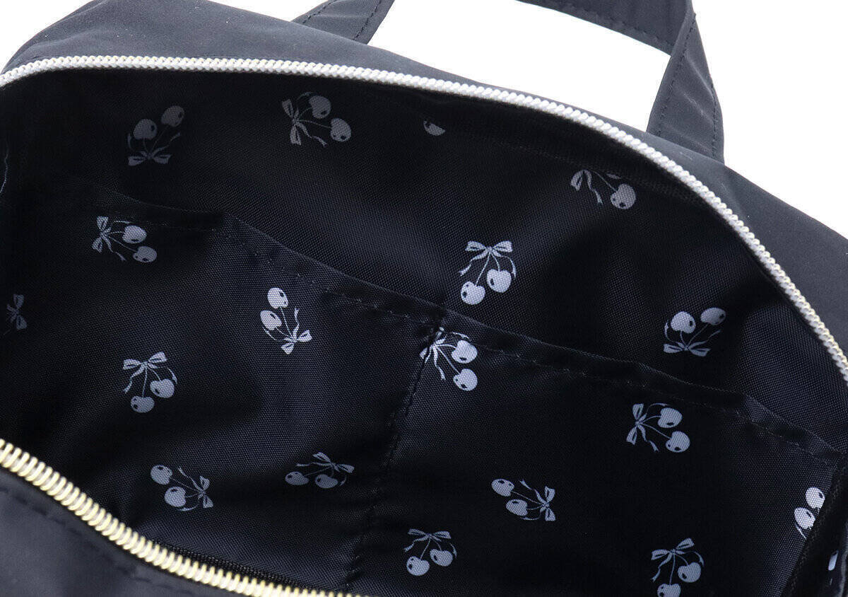 sweet5月号が付録とは思えない豪華さ！人気ブランドのポーチ＆晴雨兼用折りたたみ傘