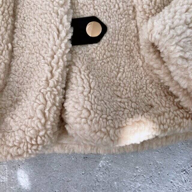 再入荷しても即完売！ZARAの人気ジャケットであったか可愛い冬コーデ