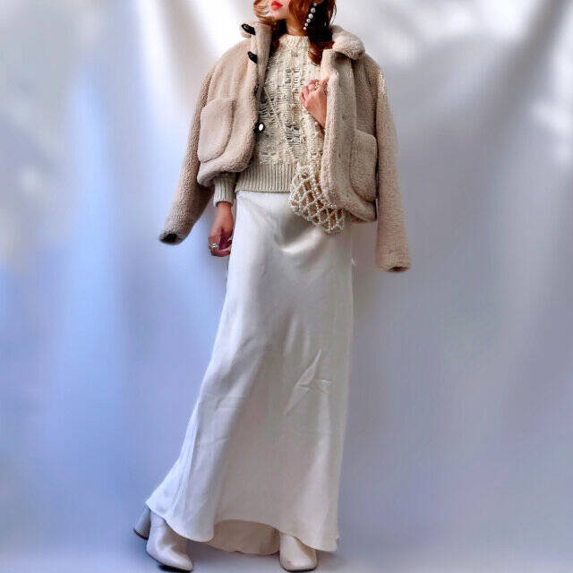 再入荷しても即完売！ZARAの人気ジャケットであったか可愛い冬コーデ