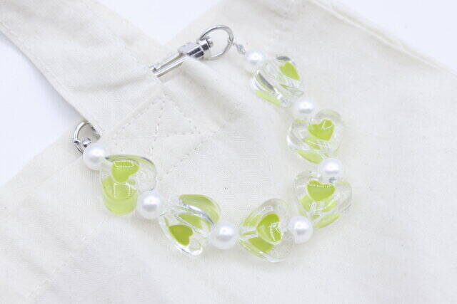 朗報♡セリアでも可愛いの買えるよ～！海外でも大人気…だけど手が出せなったストラップ