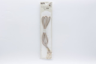 セリアならデザイン豊富だよ！手芸コーナーで探してみて♡もはや必需品の紐