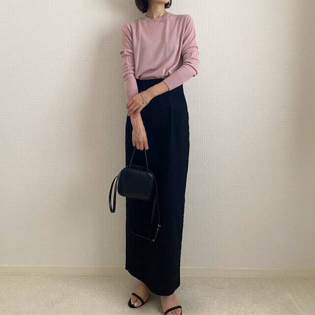 ユニクロニットがまた争奪戦の予感…！人気色ピンクの「30代大人女子のOK＆NGコーデ」