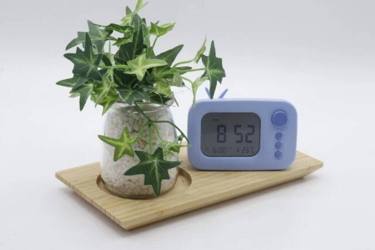 100均の電気小物が天才すぎる！500円なのに家電屋泣かせ！コスパ最強の家電小物3選
