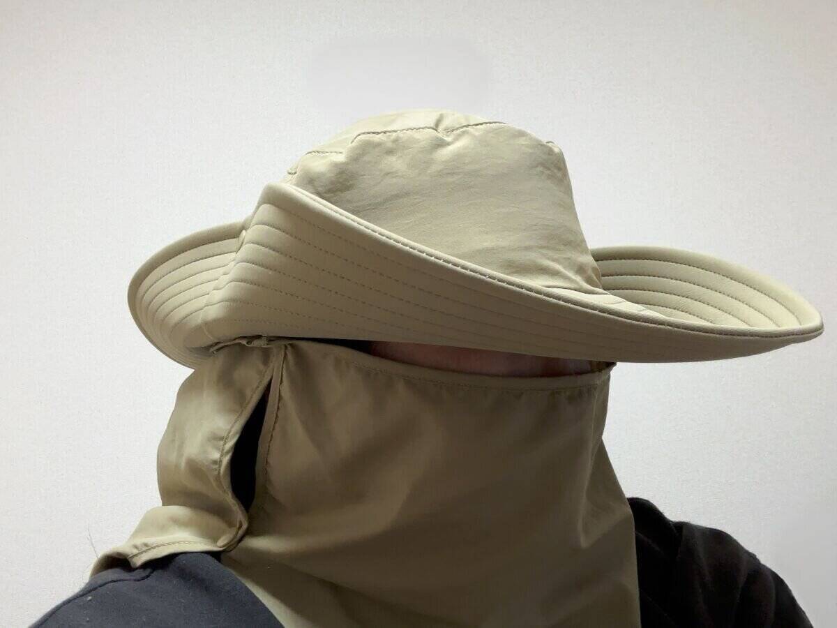 見つけたら即買って！広げてみると…？春夏に嬉しい秘密が隠された高機能な100均帽子