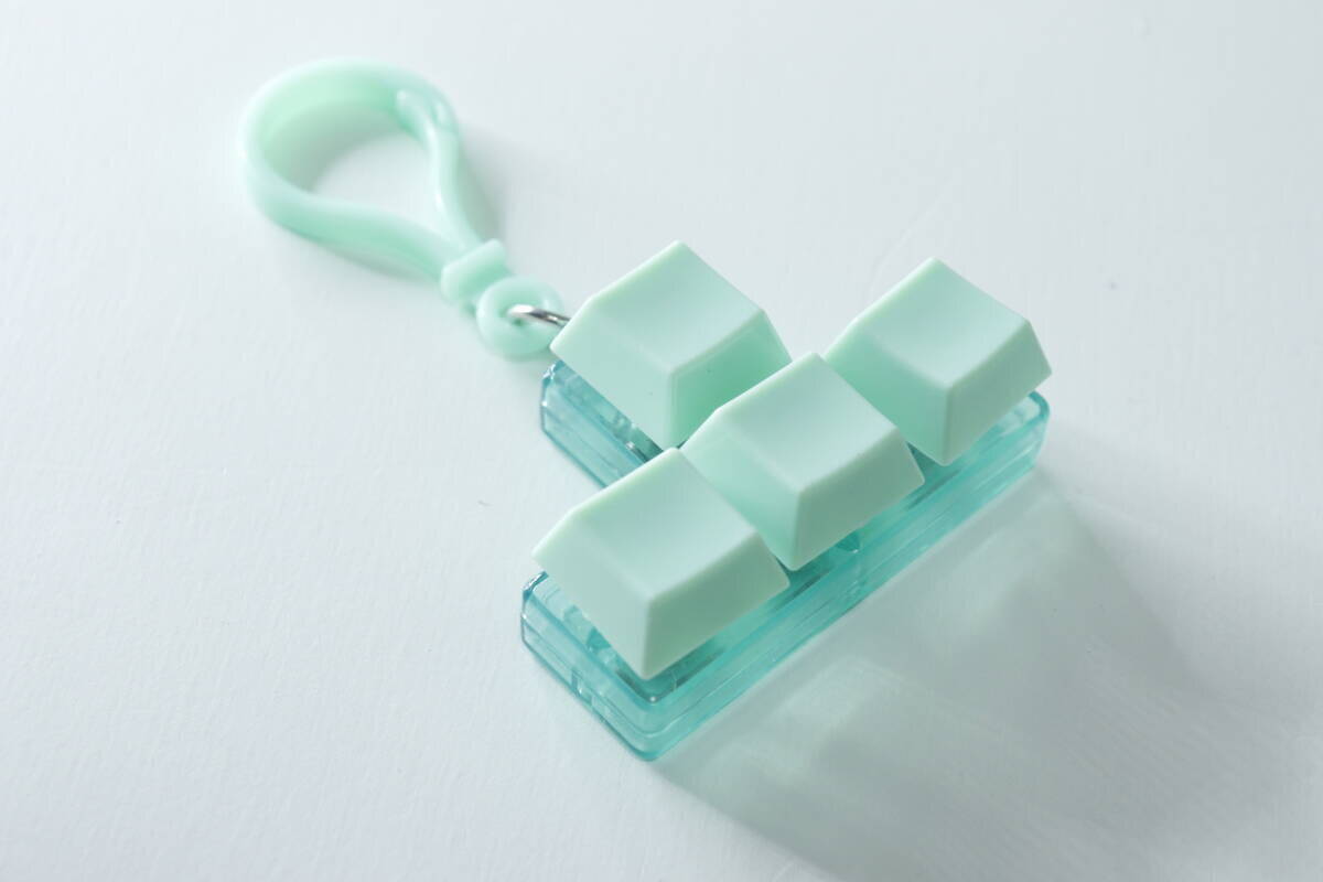 これな～んだ？音好きな人に見つかったらマズイ！カチッと押せる人気の100均キーホルダー